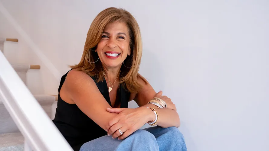 Hoda Kotb Commencement Speaker