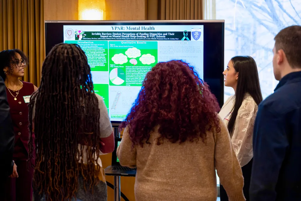 Fordham students present psychology research at YPAR event