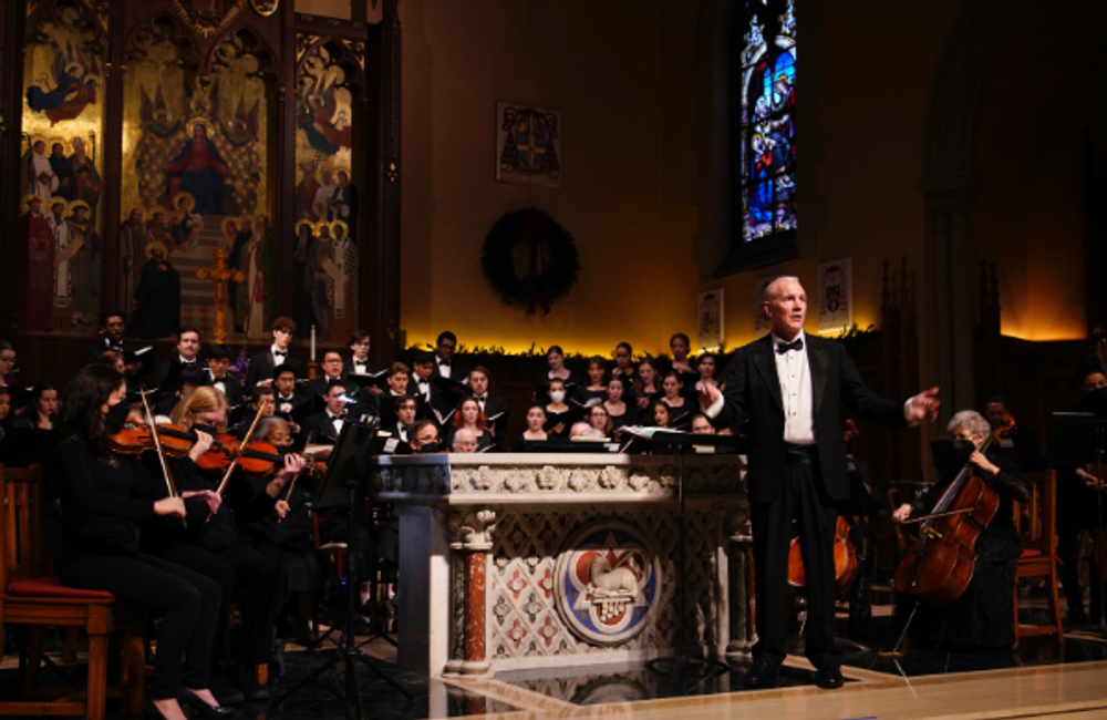 Choir with Robert Minotti in University church