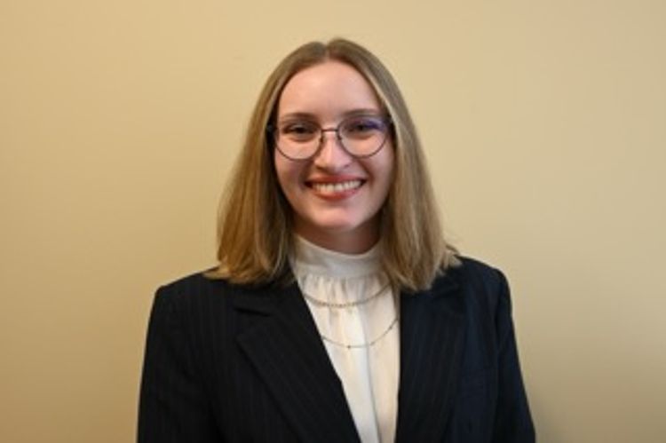 Taylor Clark Headshot