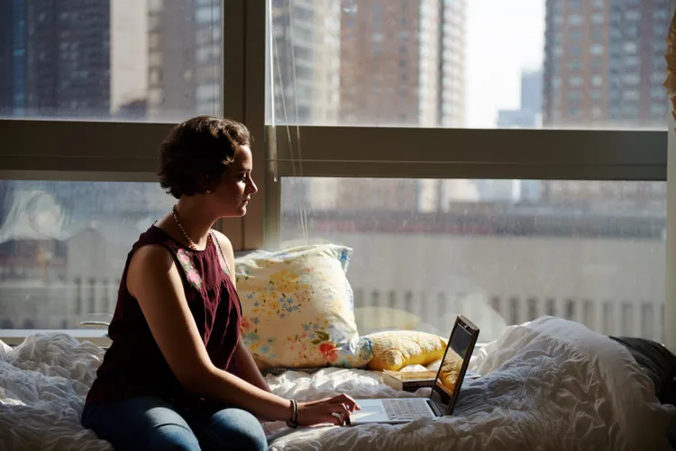 Online certificate course (Fordham stock photo)