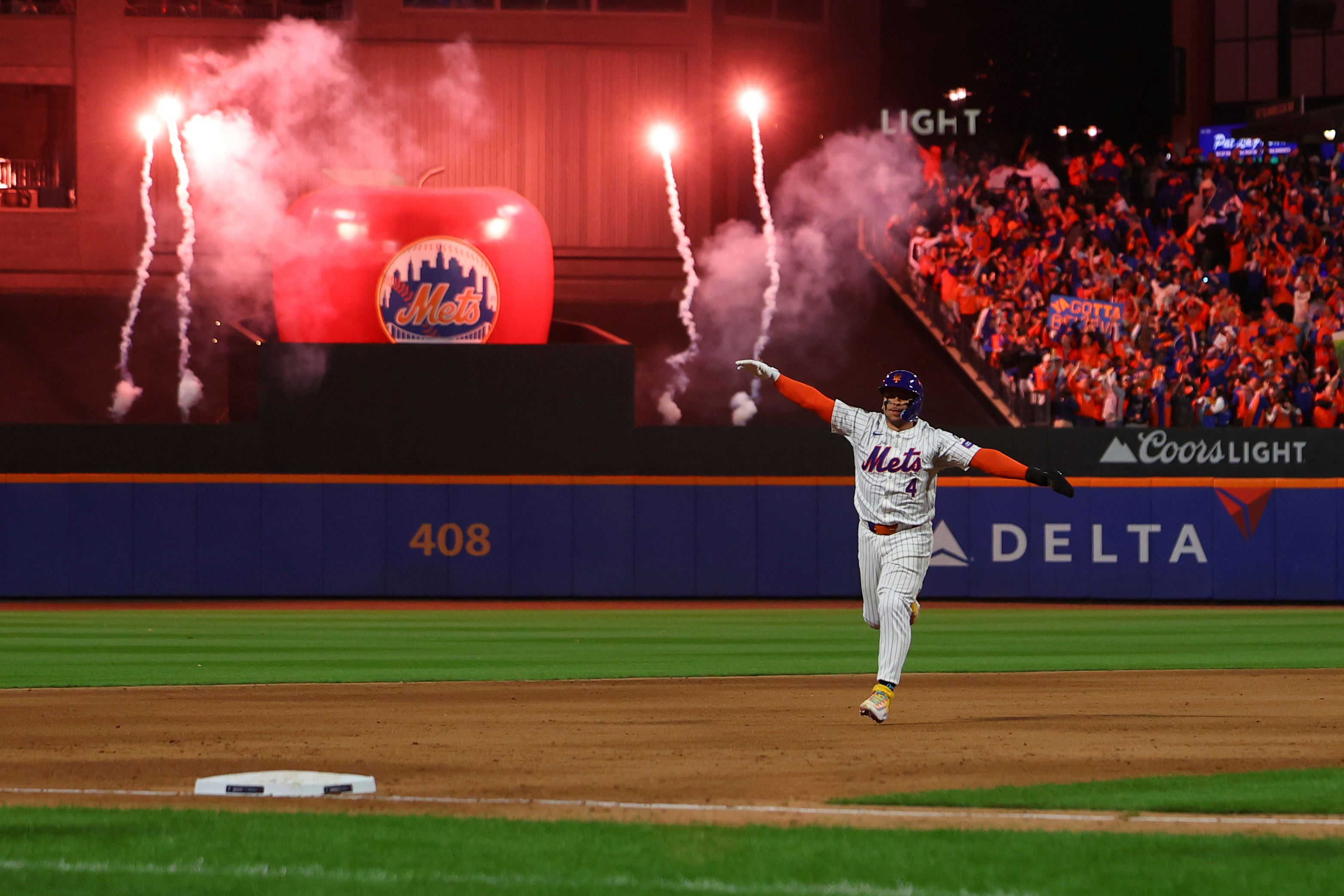 Mets stadium with fireworks