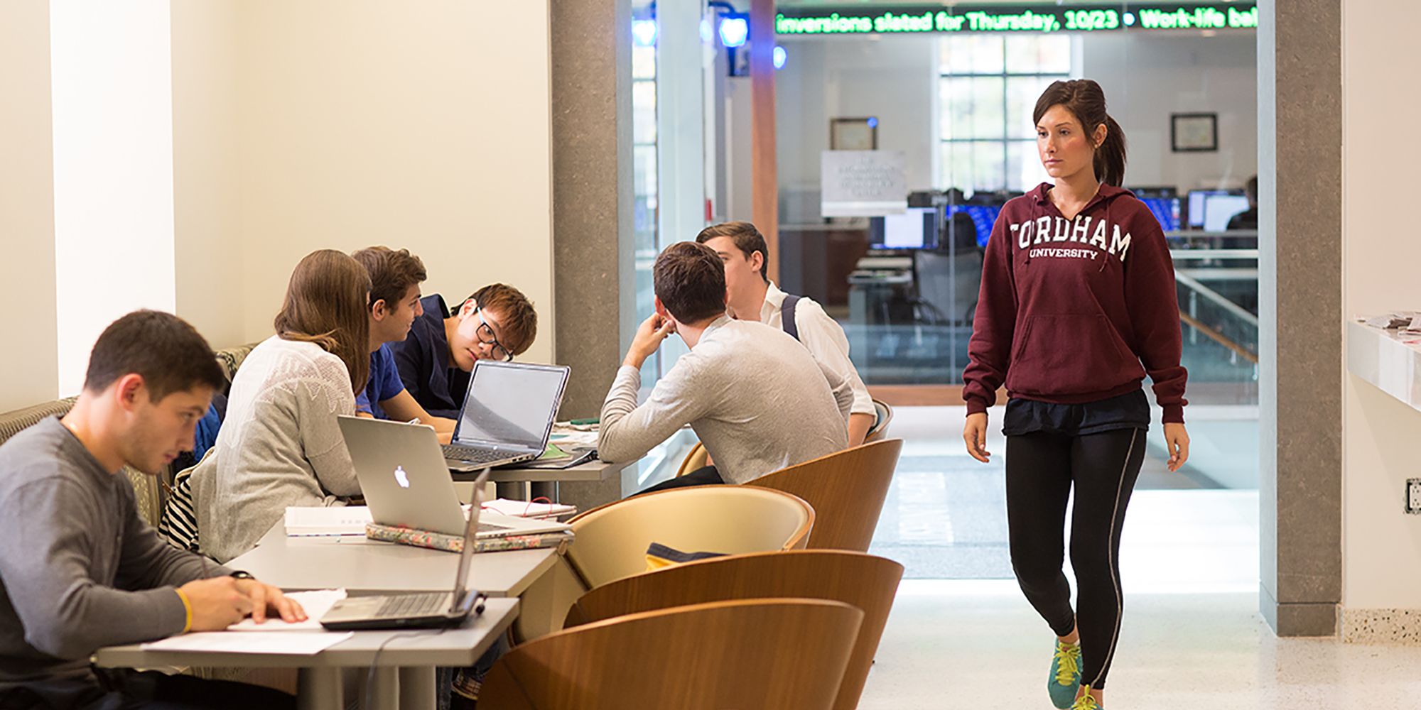 Undergraduate Feature - Students in room